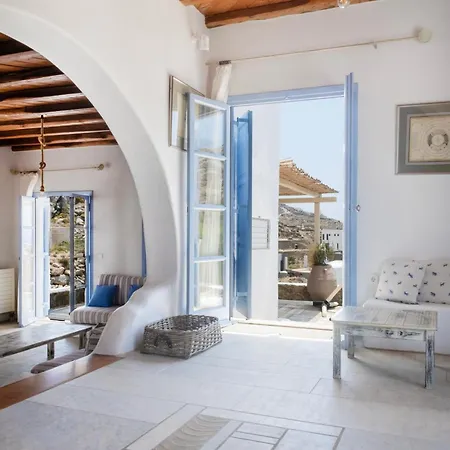 Nama Super Paradise Beach (Mykonos)