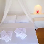 Nama *