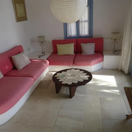 Nama * Super Paradise Beach (Mykonos)