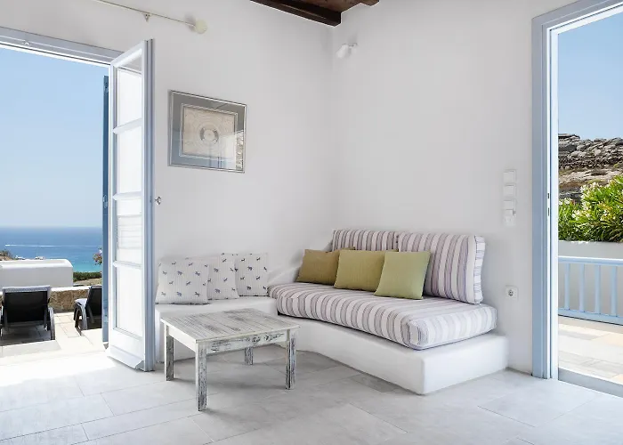 Nama * Super Paradise Beach (Mykonos)