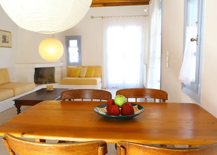 Nama * Super Paradise Beach (Mykonos)